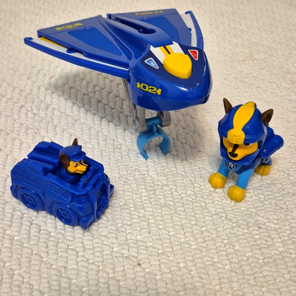 Pawpatrol Hanger & figurine